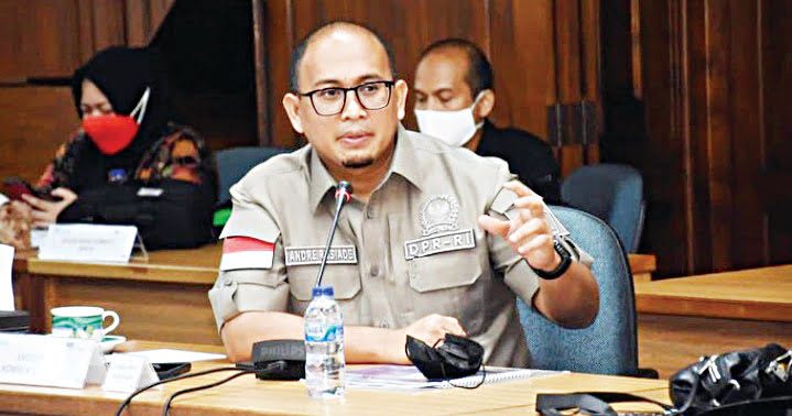 Anggota Komisi VI DPR RI Andre Rosiade.