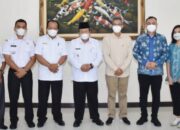 ”Angku Yus Dt. Parpatiah Layak Terima Anugerah Tokoh Adat”, Bupati: Sukses Terobos Pelestarian Budaya Minangkabau