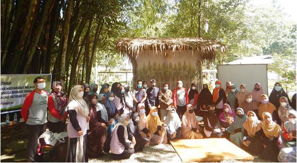 PLN Peduli dukung Program Kabupaten Kampar “Ocu Mapan” 1 Program Pelatihan Budidaya dan Pengolahan Kelor Kepada Kelompok Wanita Tani.