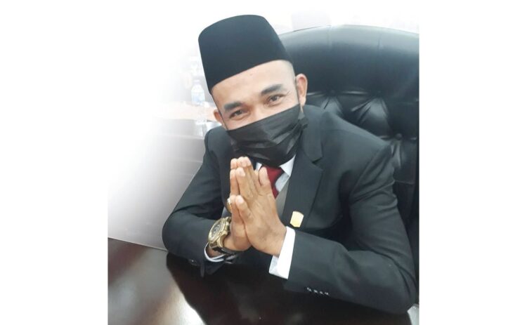 Dodi Hendra
Ketua DPRD Solok.