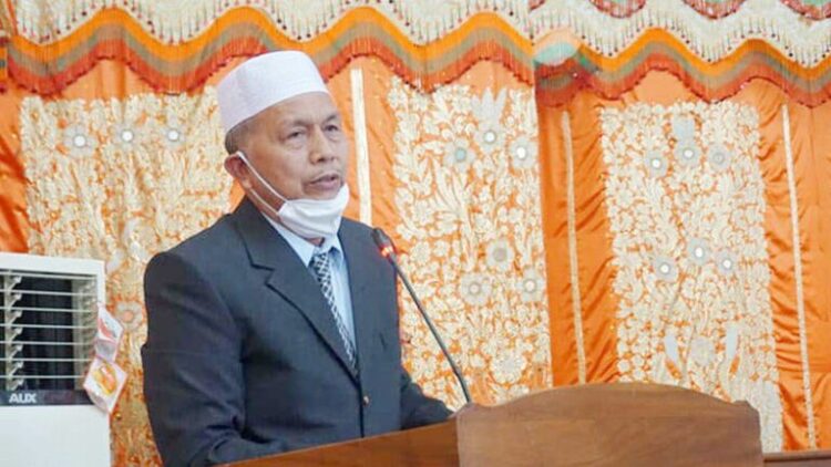 Pemkab Pasbar Terima Bantuan Satu Betor Sampah dari PT Agrowiratama 1 Bupati Pasbar, H. Hamsuardi.