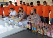 Polisi Tangkap 18 Tersangka Judi di Kabupaten Sijunjung, Selama Ops Pekat Ratusan Botol Miras dan Tuak Disita