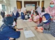 Puluhan Ibu Hamil Jalani Suntik Vaksinasi di Kota Bukittinggi