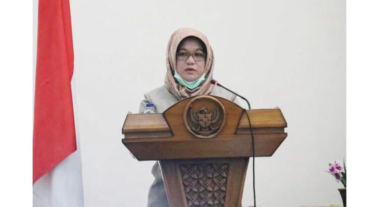 Sidang Paripurna DPRD Sawahlunto Ranperda Perubahan APBD 2021, Belanja Daerah Naik Rp654 Miliar 1 Oswita
Juru Bicara dari PPP.