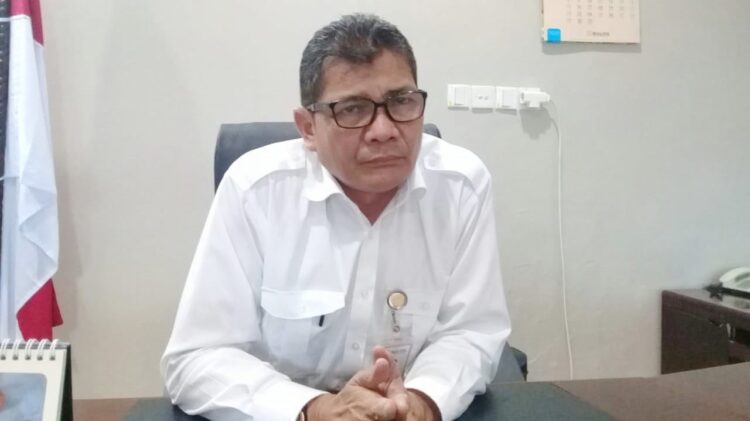 Kepala Bulog Sumbar Tommy Despa­lingga.