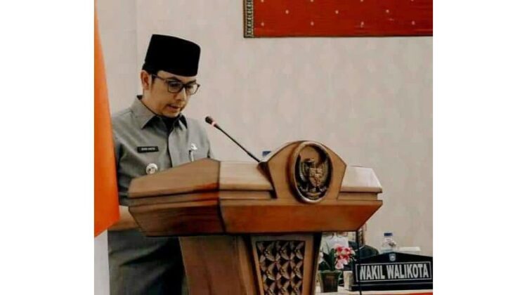 SAMPAIKAN NOTA PENGANTAR Perubahan RAPBD— Wali Kota Sawahlunto Deri Asta saat menyampaikan nota pengantar keuangan Perubahan RAPBD tahun anggaran 2021.