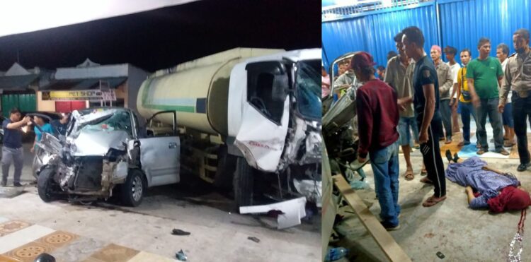 KECELAKAAN— Kondisi kecelakaan maut yang melibatkan mobil Suzuki APV dengan truk tangki mengakibatkan satu orang tewas dan satu luka parah.