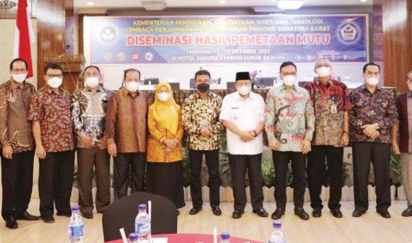 Bupati Agam Buka Desiminasi Hasi l Pemetaan Mutu LPMP Sumbar