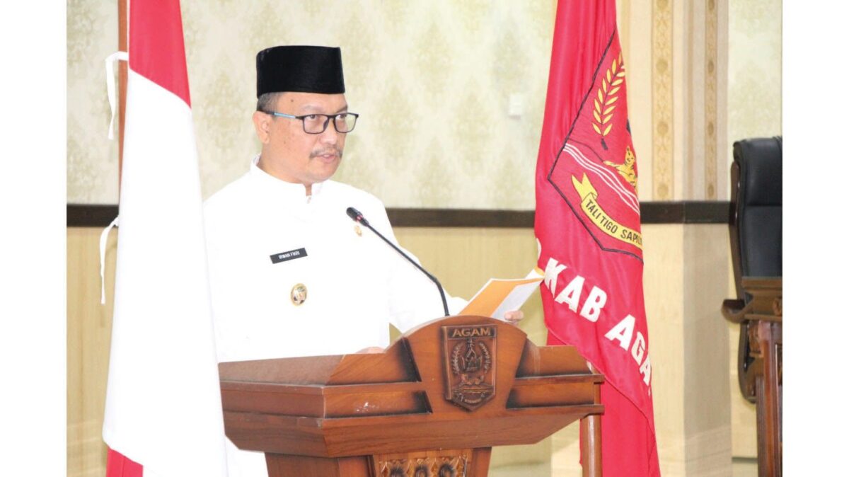 Bupati Agam Jawab Pandangan Umum Fraksi T erhadap Ranperda RTRW