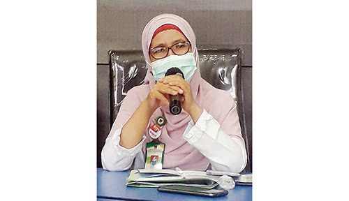 Herlin Sridiani
Direktur RSUD Rasidin Padang.