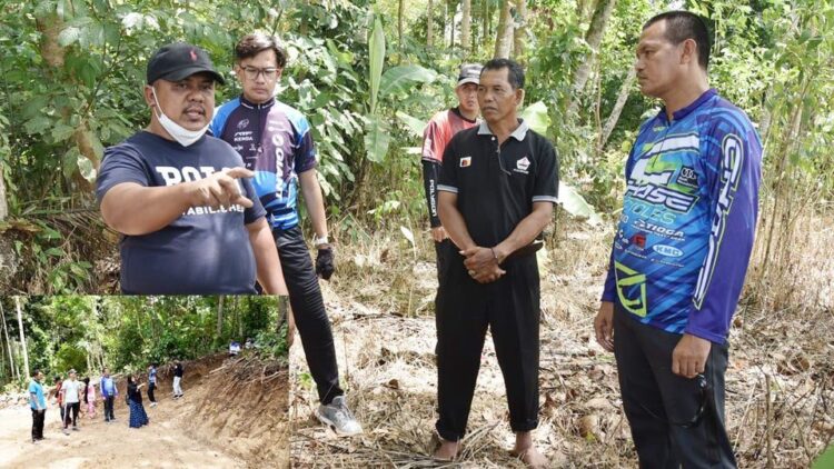 Haji Del, perantau asal Pariaman yang sukses menjadi pengusaha tekstil dan karpet di Bekasi membangunan jalan baru di kampung halamannya.