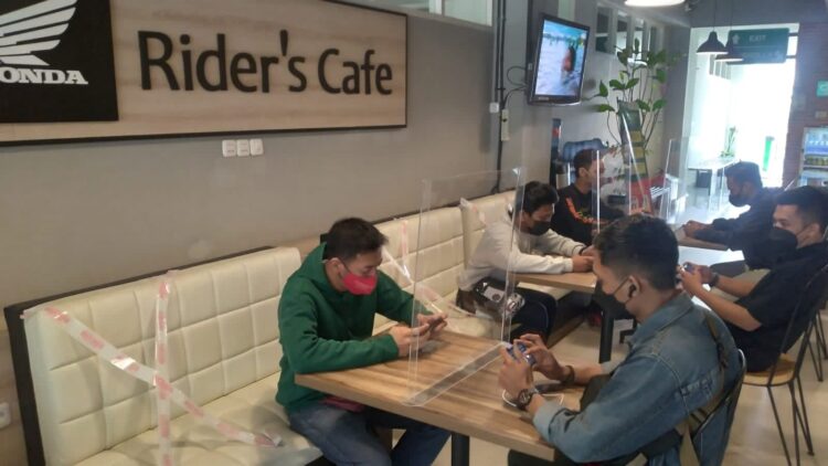 KOMPETISI-Komunitas  Honda kompetisi eSports dengan tajuk yang diselenggarakan AHM bersama main dealer.