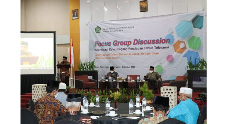 Kantor Wilayah (Kanwil) Kementerian Agama (Kemenag) Provinsi Sumbar menggelar Focus Group Discussion (FGD) Koordinasi Kelembagaan Persiapan Tahun Toleransi 2022 mendatang .