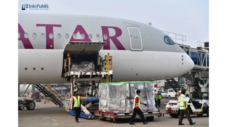 Indonesia Terima 1 Juta Dosis Vaksin Sinovac dari Tiongkok 1 Pemerintah Indonesia kembali menerima 1 juta dosis Vaksin Sinovac dari Pemerintah Republik Rakyat Tiongkok.