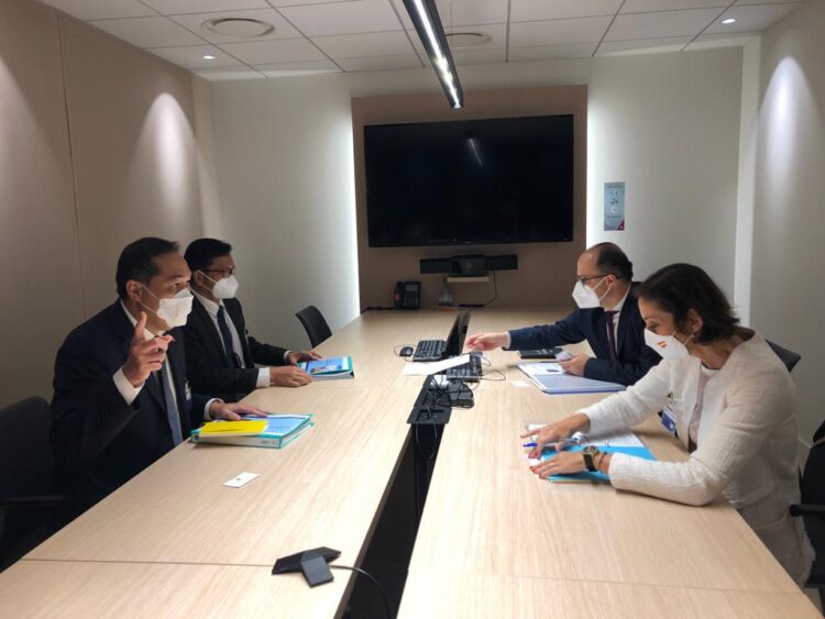 LAWATAN KE PARIS-Menteri Perdagangan Muhammad Lutfi didampingi Direktur Jenderal Perundingan Perdagangan Internasional Kementerian Perdagangan Djatmiko Bris Witjaksono melakukan kunjungan kerja ke Paris, Perancis pada 5-6 Oktober 2021 untuk menghadiri Pertemuan Dewan Menteri OECD (Organisation for Economic Co-operation and Development/OECD Ministerial Council Meeting).