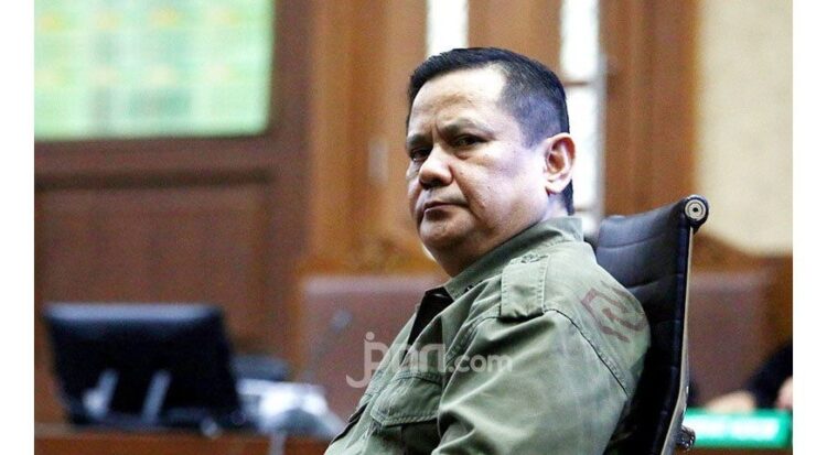 Mantan Kepala Divisi Hubungan Internasional Polri Irjen Napoleon Bonaparte menulis surat terbuka usai menyandang status tersangka penganiayaan terhadap Muhammad Kece.