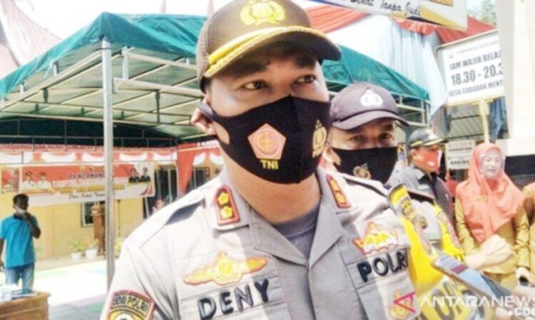 Masyarakat Peserta Vaksin, Berikan Layanan yang Humanis di Kota Pariaman 1 Kapolres Pariaman, AKBP Deny Rendra Laksmana.