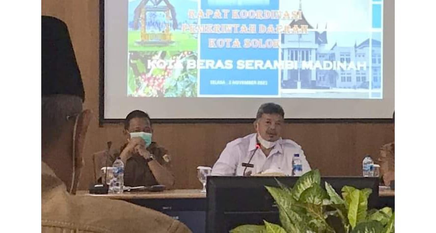 Beri arahan kepada pejabat dalam menjalanka n tugas dan fungsinya