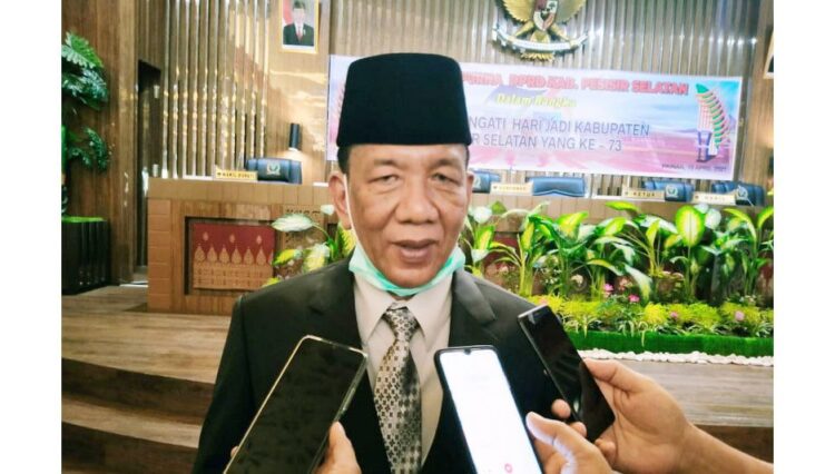Bupati Pesisir Selatan Rusma Yul Anwar.