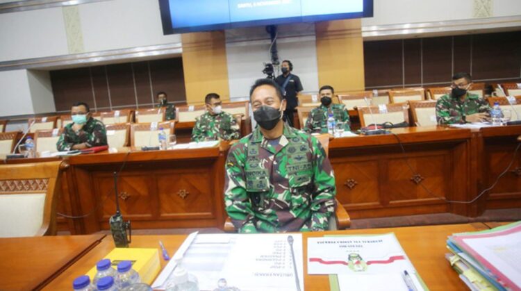 UJI KELAYAKAN— KSAD Jenderal Andika Perkasa saat menjalani uji kelayakan dan kepatutan (fit and proper test) dengan komisi I DPR RI di Komplek Parlemen, Senayan, Jakarta.