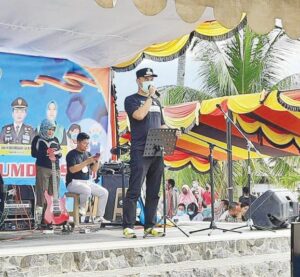 Bupati Benny Dwifa: Vaksinasi Berhubungan erat dengan Pembangunan Daerah Kedepan, Kesadaran Masyarakat Ikut Vaksin Terus Meningkat 2 Foto 1