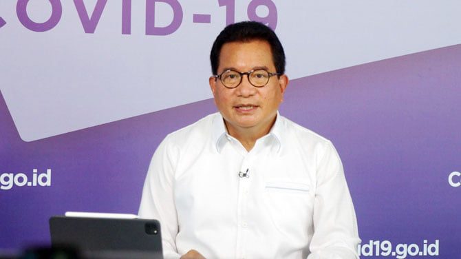 Wiku Adisasmito— Juru Bicara Satgas Penanganan Covid-19.