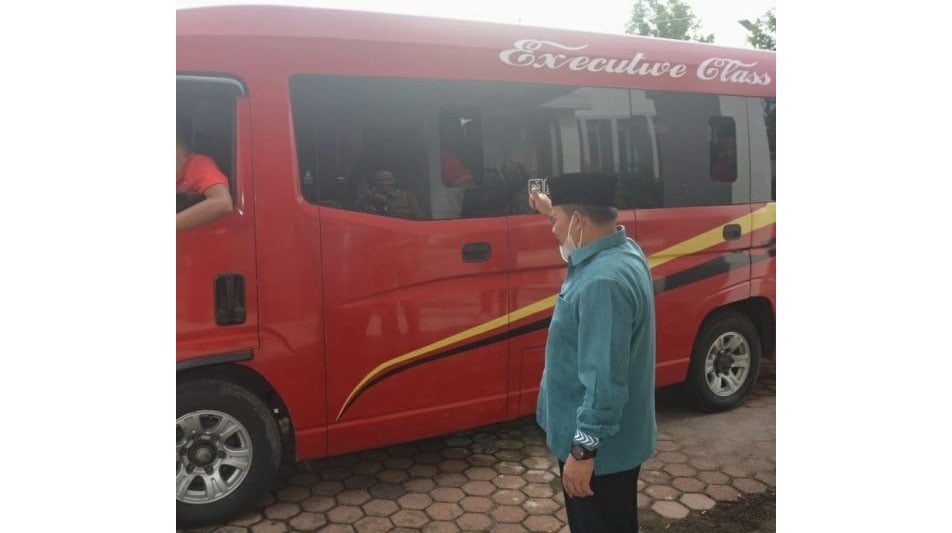 Lepas Atlet ke KSAL Cup Bupati Dayung Jati Diri Agam