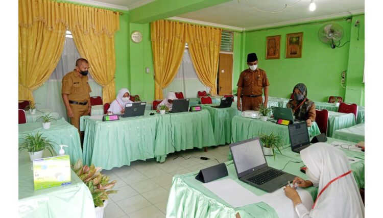 MONITORING—Pemko monitoring ANBK di SD dan Madrasah.