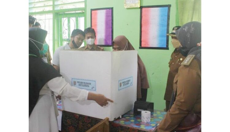 PELAJARI--Pemilihan Wali Nagari (Pilwana) serentak di Kabupaten Agam disigi Pemkab Pringsewu.