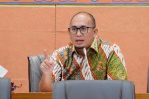 Andre Rosiade Apresiasi Menteri Erick Gratiskan Semua Fasilitas Umum BUMN 2 andre R 2