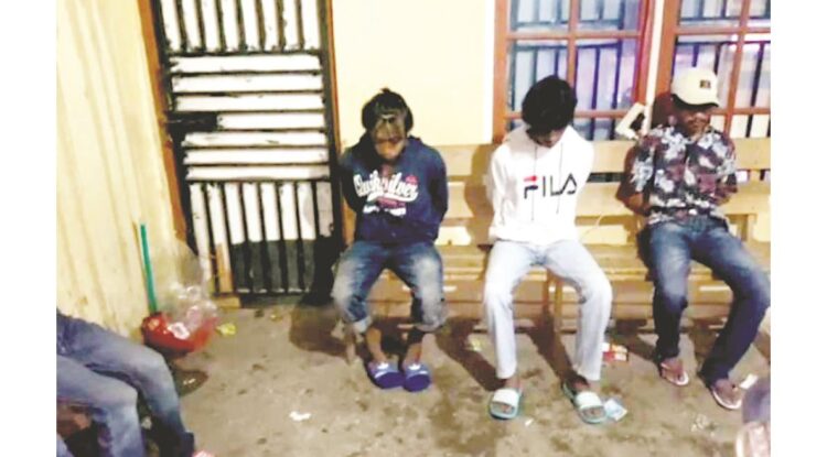 Tim Rajawali Cokok 4 Pengedar Sabu di Kota Padang.