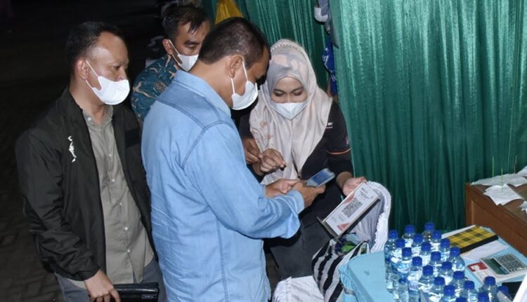 Kepala Dinas Pariwisata dan Kebudayaan (Disparbud) Kota Pariaman Dwi Marhen Yono menyatakan sebanyak 27 Usaha Mikro Kecil Menengah (UMKM) binaan Pemerintah Kota (Pemko) Pariaman bersama Bank Rakyat Indonesia (BRI) cabang Pariaman kembali hadir di pusat kuliner pintar Kota Pariaman.