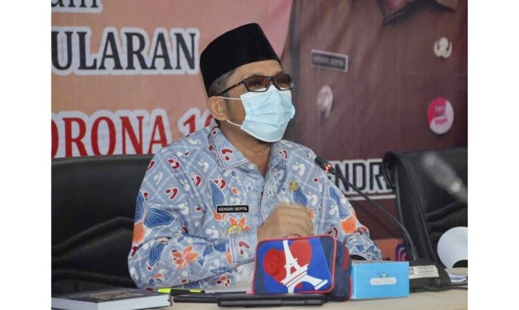 Wali Kota Padang Hendri Septa.