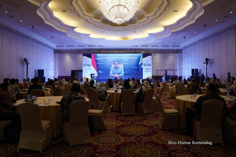 Menteri Perdagangan, Muhammad Lutfi secara virtual membuka Indonesia Franchise Forum dan Bizfest 2021 diselenggarakan di Hotel The Ritz Carlton, Jakarta, Selasa (7/12).