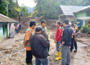 Belum Bisa Diakses Kendaraan, Jalan Lingkar Danau masih Tertimbun Longsor