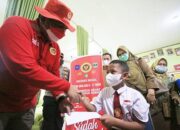 BINDA Sumbar Suntik Puluhan Murid SD