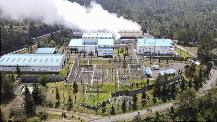 WBA Electric Utilities Benchmark 2021, PLN Teratas di Asia Tenggara dan Asia Selatan 1 PT PLN (Persero) menempati peringkat teratas di Asia Tenggara dan Selatan sebagai perusahaan yang melakukan transisi rendah karbon.