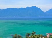 Dampak Tubo Belerang, Air Danau Berubah jadi Hijau Tosca