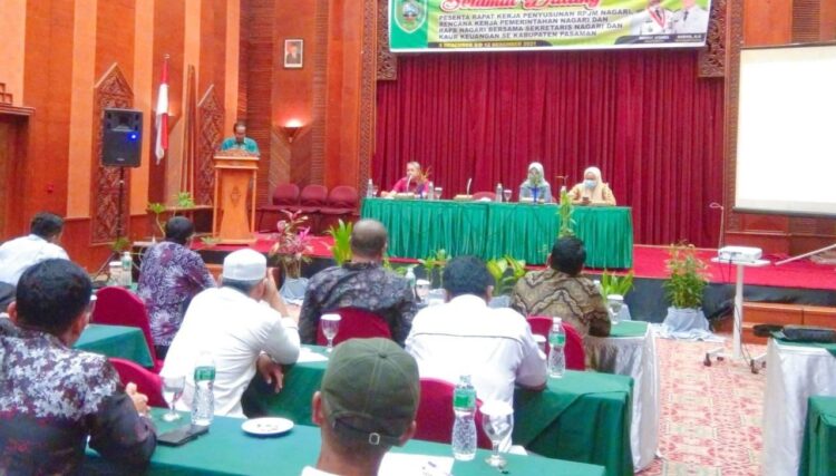 Dinas Pemberdayaan Masyarakat (DPM)  Pasaman menyelenggarakan rapat kerja (raker) Tim Penyusunan RKP, Revisi RPJM Nagari dan RAPB Nagari tahun 2022 Walinagari, Sekretaris Nagari dan Kepala Urusan Keuangan Nagari se Kabupaten Pasaman di Hotel Pusako Bukittinggi.