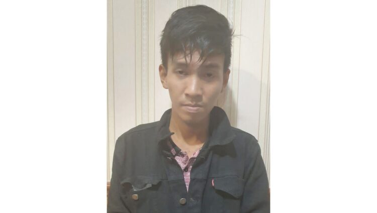 CABUL— Polresta Padang kembali menangkap dua pelaku pencabulan terhadap anak di bawah umur, Kamis (16/12). Satu orang pelaku berinisial RDW merupakan kakak tiri korban.