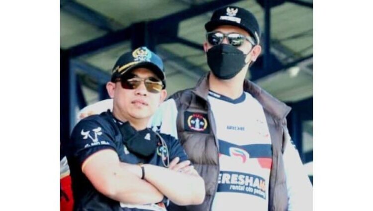 Soal Kisruh Laga Semifinal PSP Versus PSKB, Jangan Provokasi, Kedepankan Sportivitas 1 SAKSIKAN—Ketua DPRD Bukittinggi Beny Yusrial menyaksikan pertandingan semifinal PSKB Bukittinggi versus PSP Padang di lapangan sepakbola Sungai Sarik Padangpariaman.