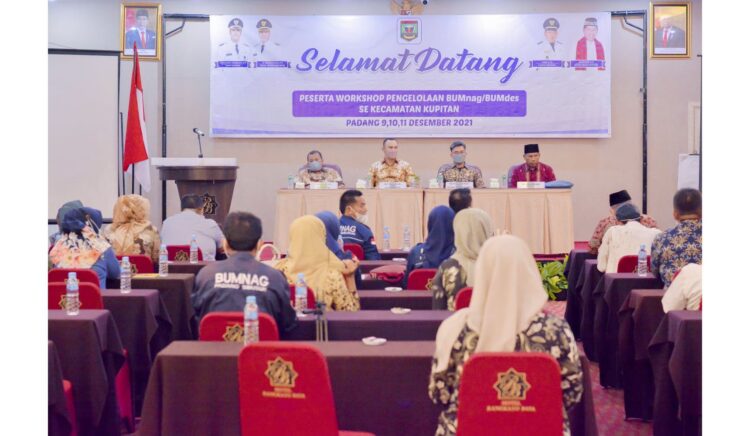 BUMNag Kupitan Dibekali Pemahaman dengan Workshop, Tingkatkan Kapasitas Pengurus BUMNag 1 WORKSHOP— Bekali pemahaman, Bupati Sijunjung membuka workshop pengelolaan BUMNag yang ada di Kecamatan Kupitan.