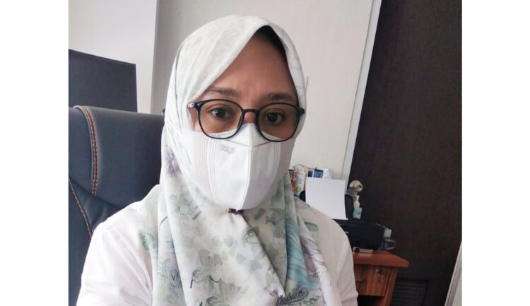 Di­rektur RSUD Bukittinggi dr Vera Mayasari Sp DLP MM.