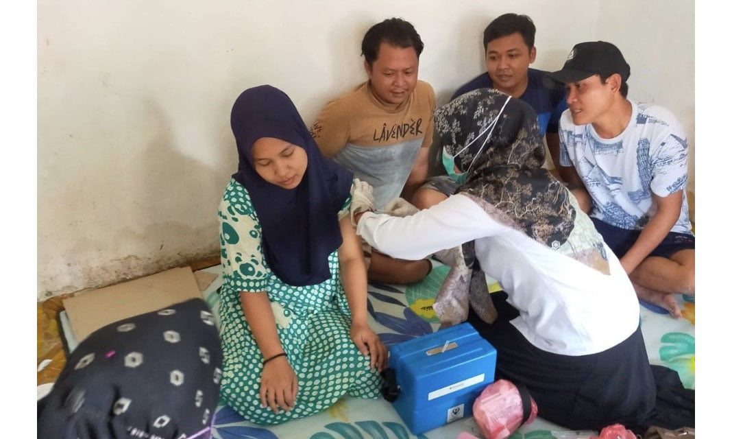 Vaksinasi Covid 19 di Pessel 2