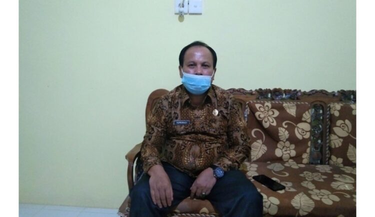 Walinagari Simpang Tonang Yoprimadi.