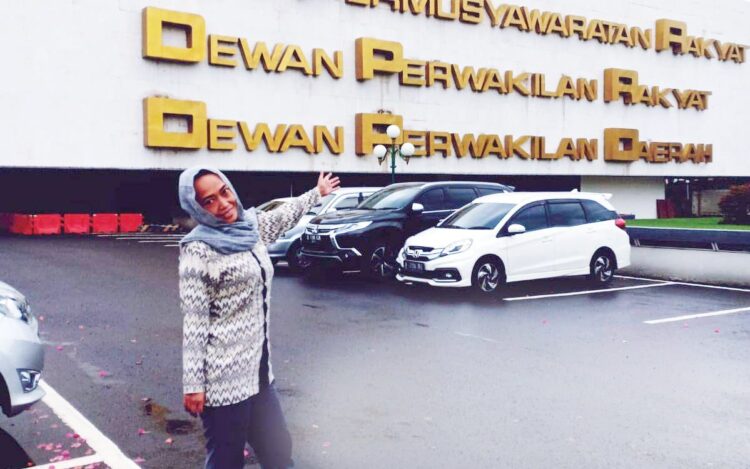 Dinilai Gagal Dalam 1 Juta PPPK, Mendikbudristek Nadiem Makarim dapat Rapor Merah 1 DESAK—Ketua Umum Forum Guru Honorer Negeri Lulus Passing Grade Seluruh Indonesia (FGHNLPSI) Heti Kustrianingsih mendesak ada optimalisasi.