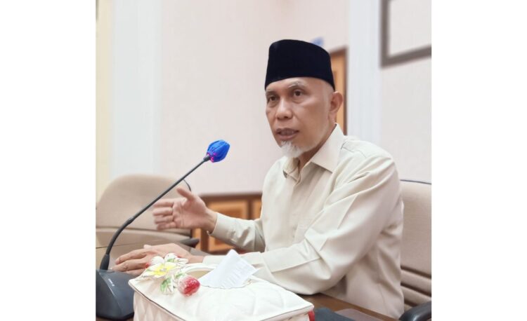 Alquran Pedoman Hidup 1 Mahyeldi, Gubernur Sumatera Barat (Sumbar).