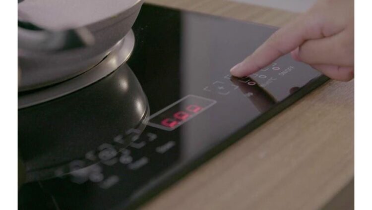 Ilustrasi kompor induksi.