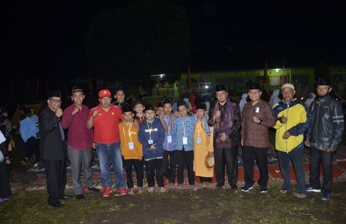 Bupati Agam Buka Didikan Subuh Nagari Ampang Gadang