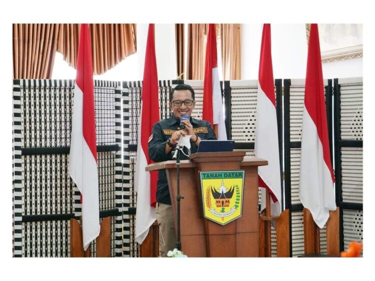 Bupati Tanahdatar Eka Putra